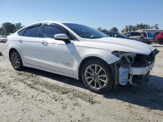 2017 FORD FUSION SE - 3FA6P0LUXHR158383