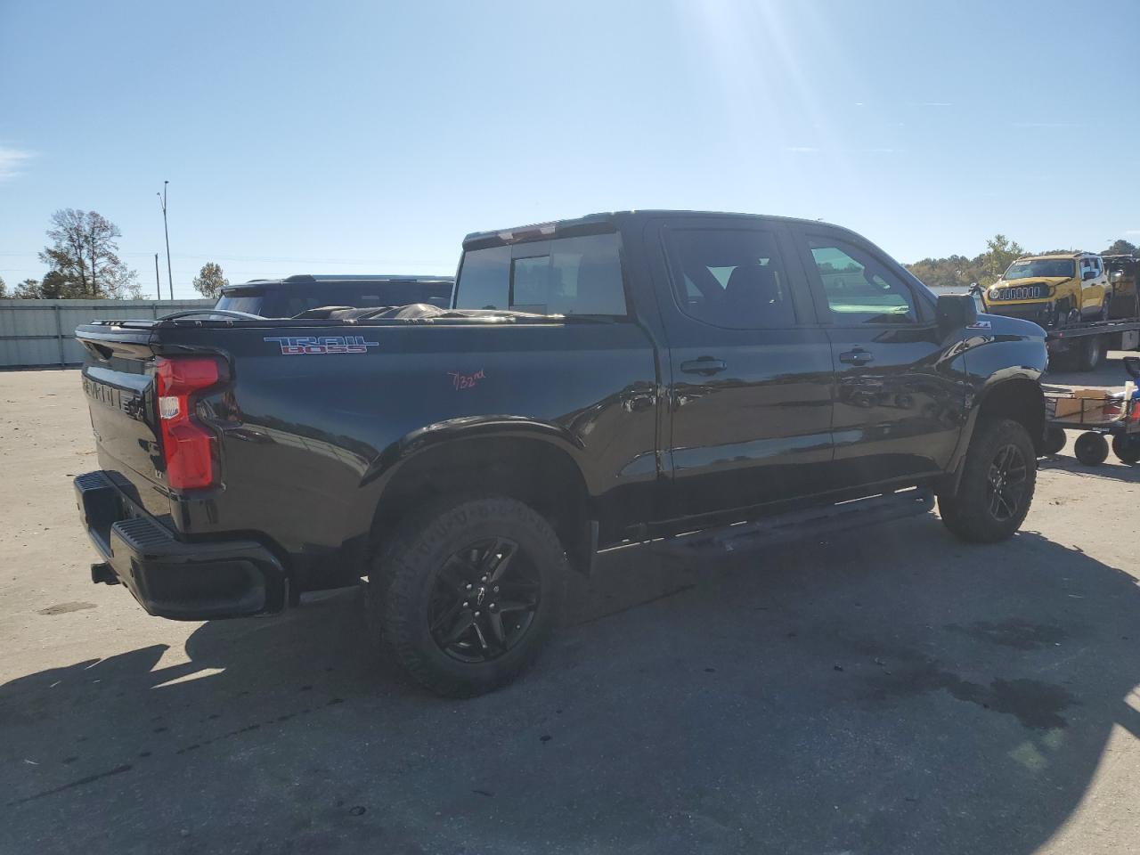 CHEVROLET SILVERADO K1500 LT TRAIL BOSS