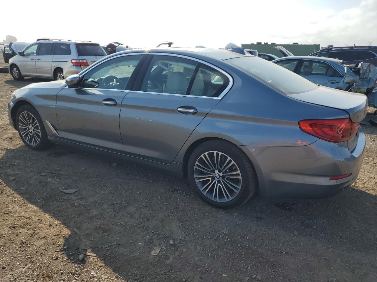 BMW 5 SERIES XI