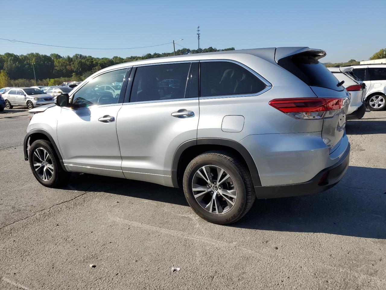 TOYOTA HIGHLANDER LE