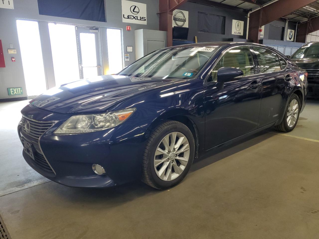 Lot #3262055117 2013 LEXUS ES 300H