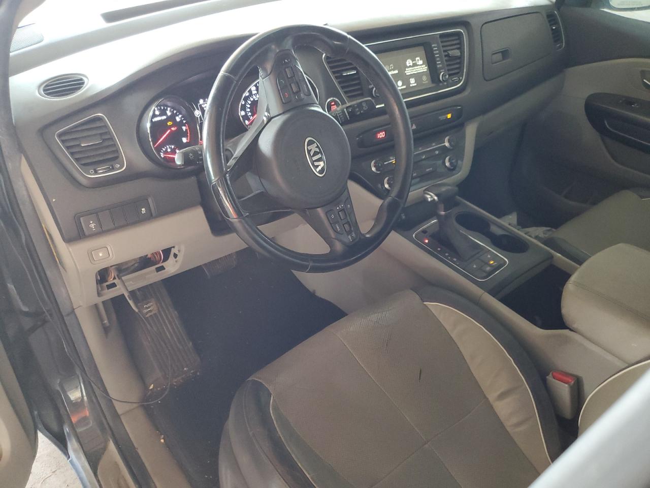 Lot #3269935017 2017 KIA SEDONA LX