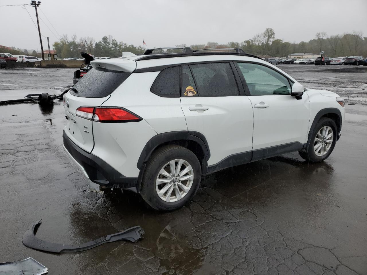 TOYOTA COROLLA CROSS LE