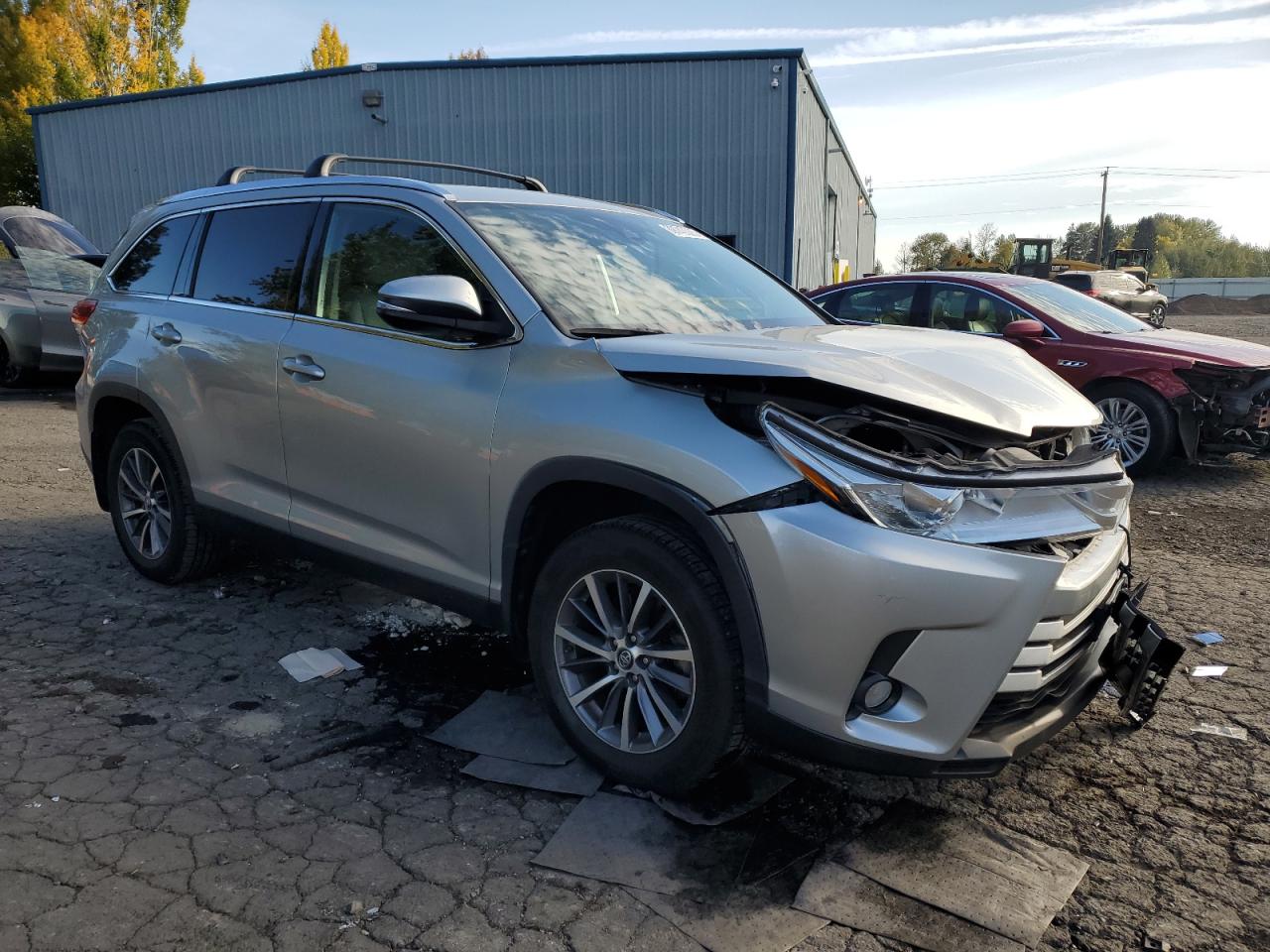 TOYOTA HIGHLANDER SE