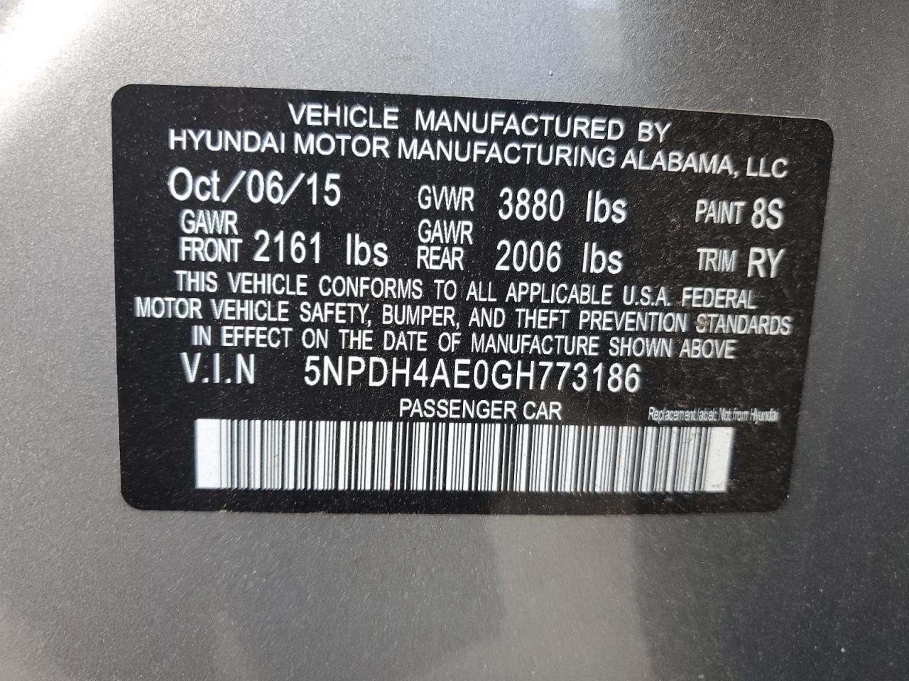 HYUNDAI ELANTRA SE
