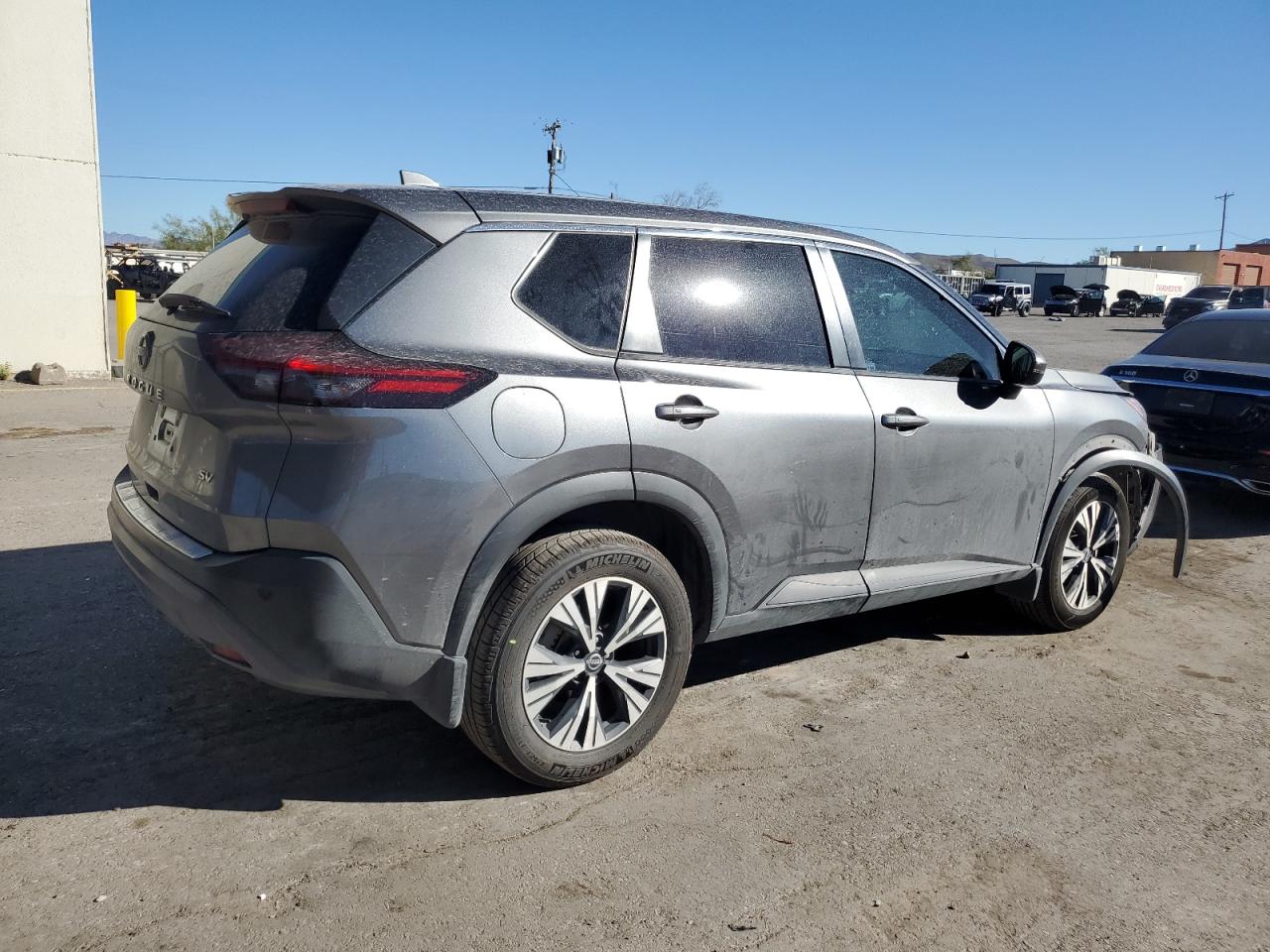 NISSAN ROGUE SV