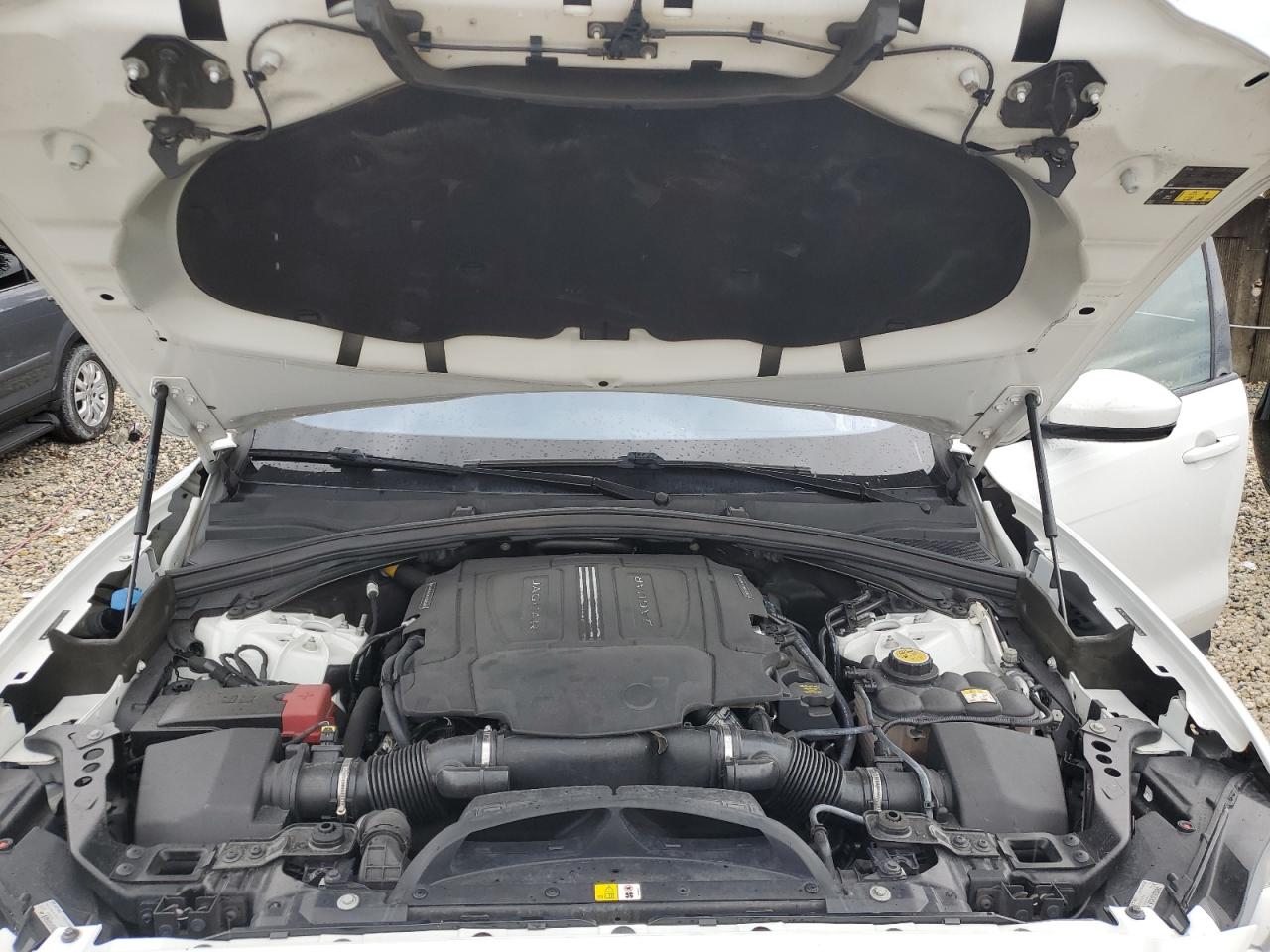 JAGUAR F-PACE PRESTIGE