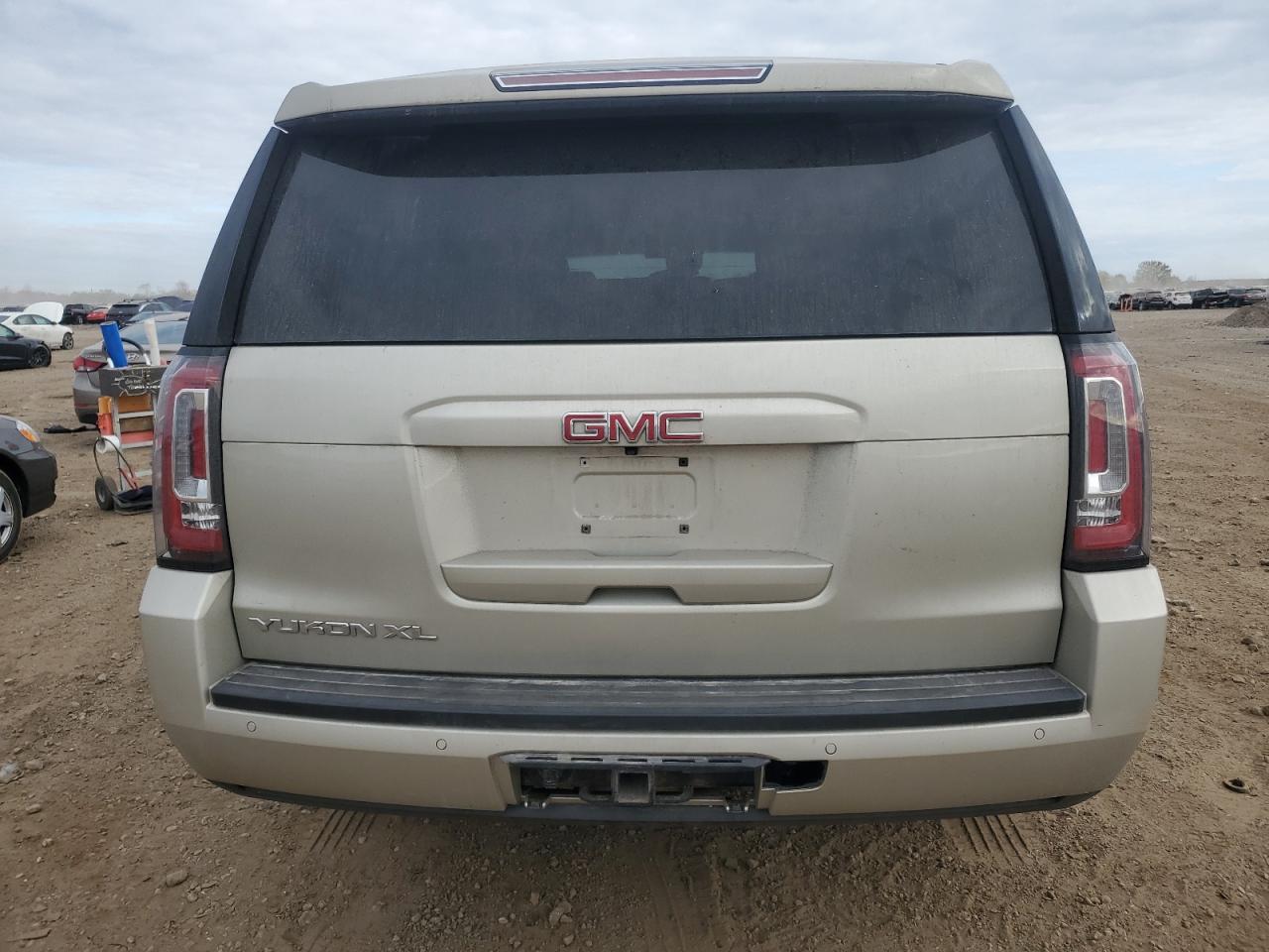 GMC YUKON K1500 SLT