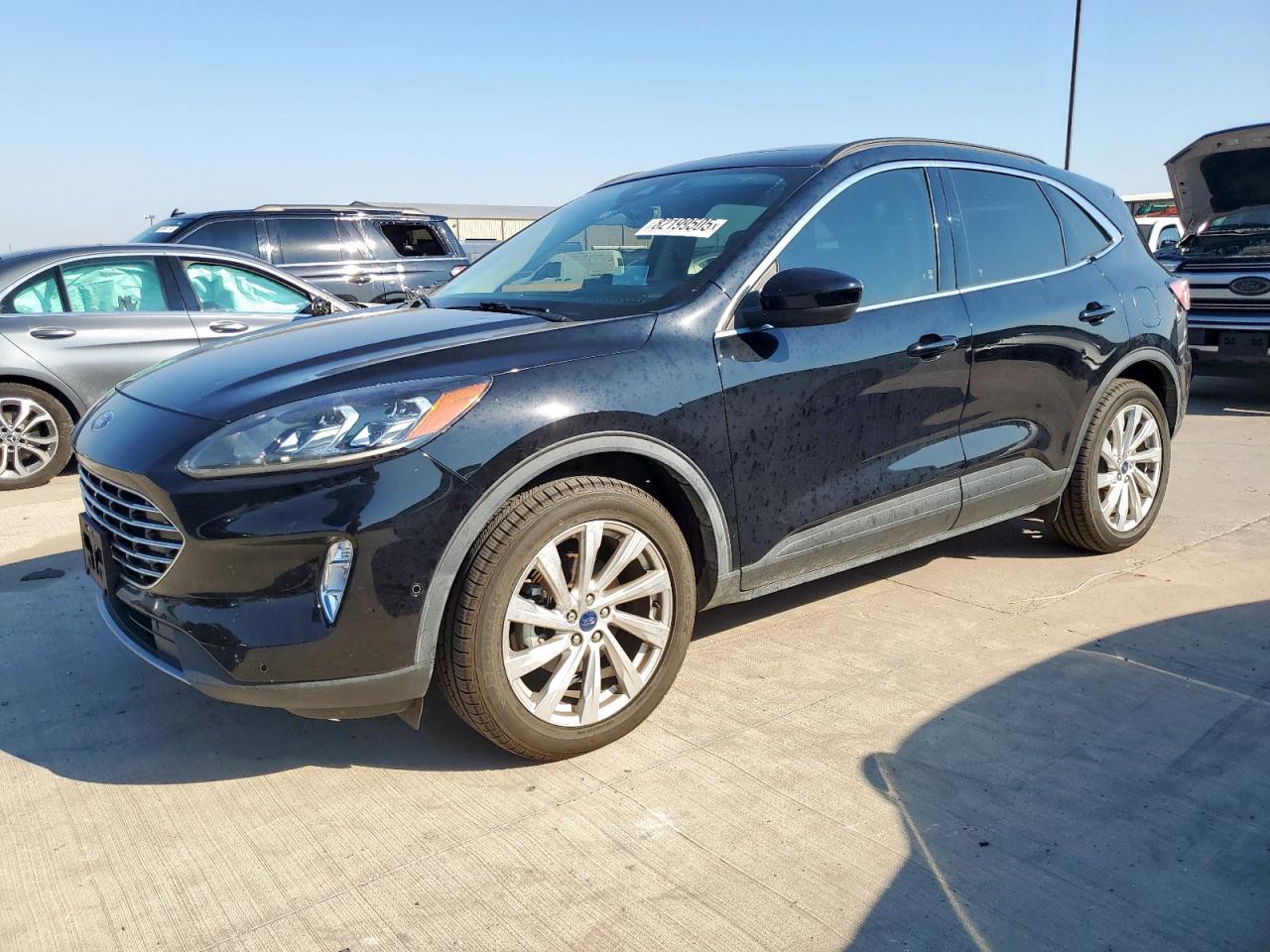 Salvage Ford Escape