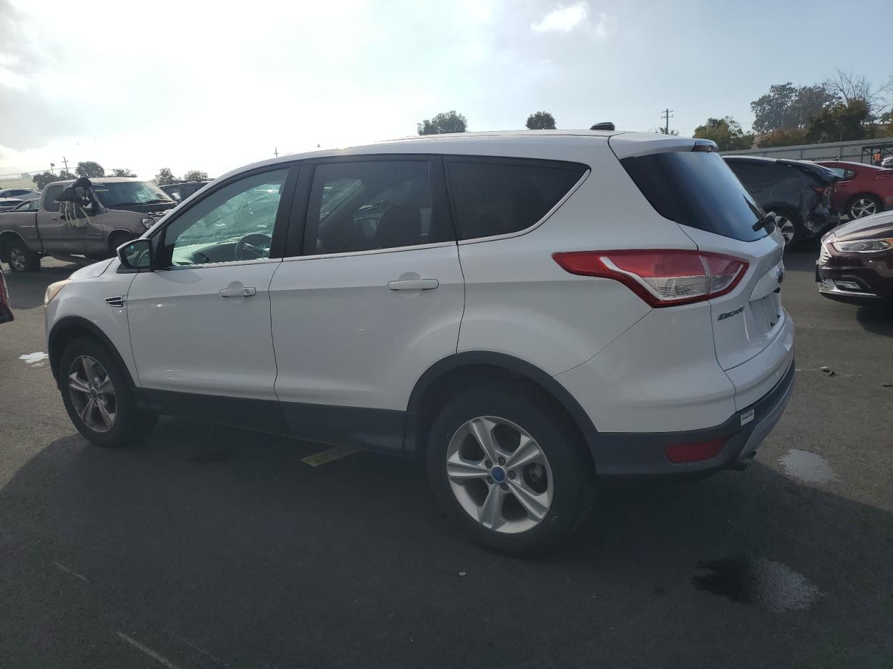 FORD ESCAPE SE