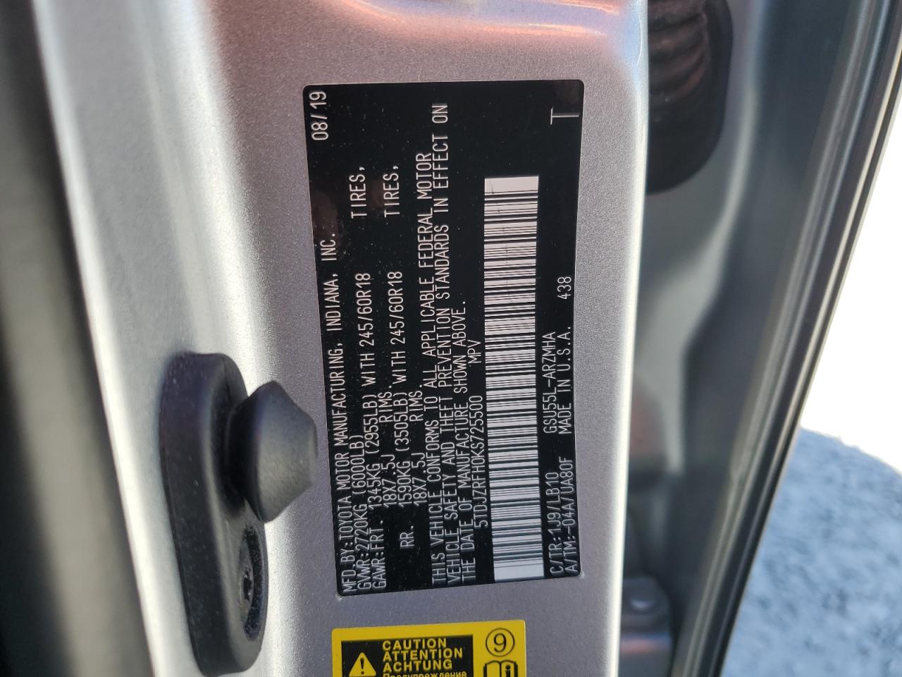 TOYOTA HIGHLANDER SE