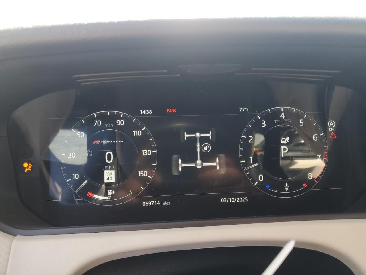 LAND ROVER RANGE ROVER R-DYNAMIC SE