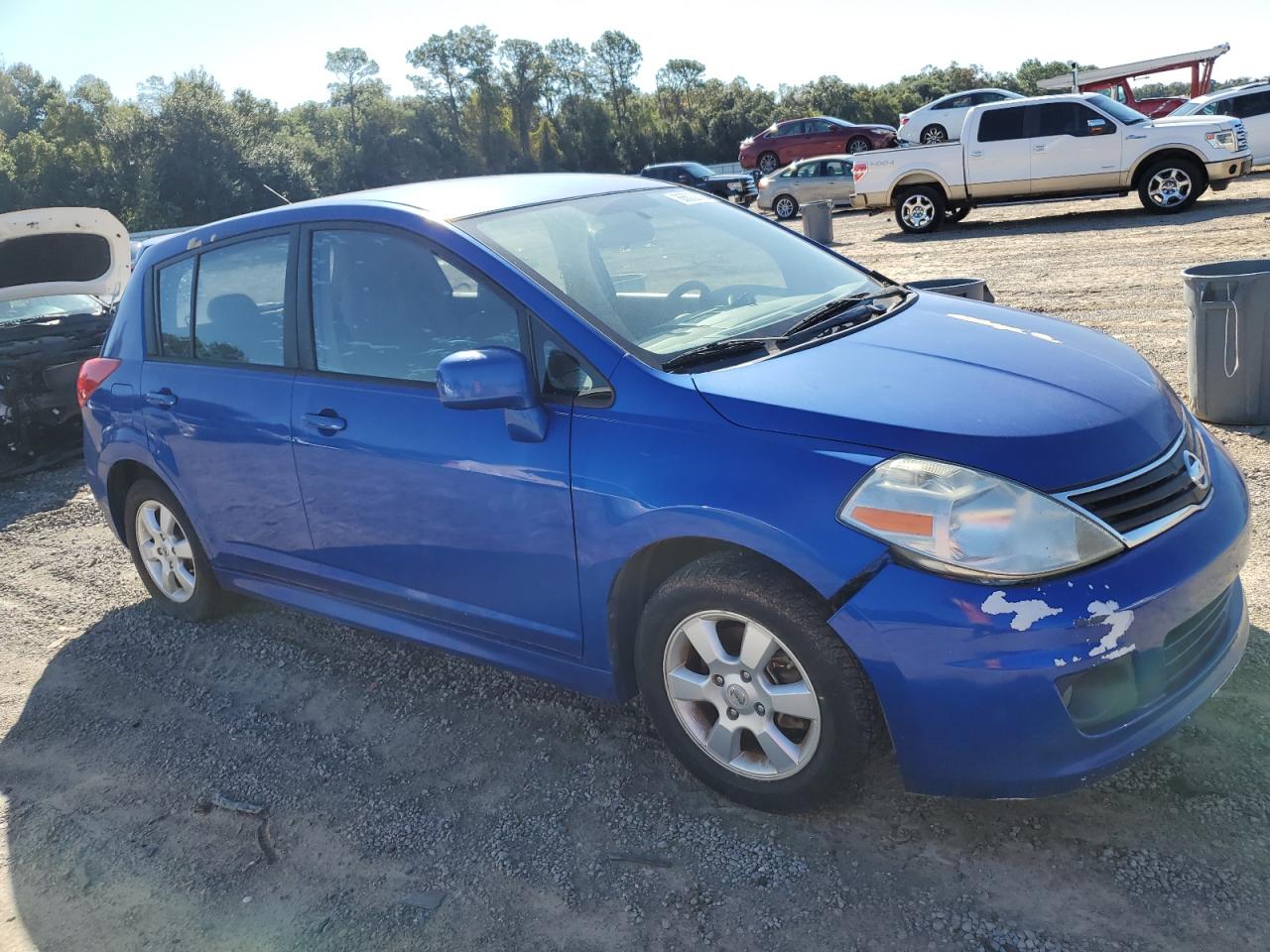 NISSAN VERSA S