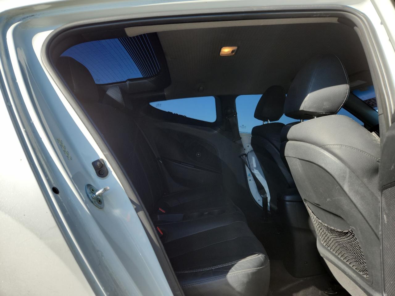 HYUNDAI VELOSTER TURBO