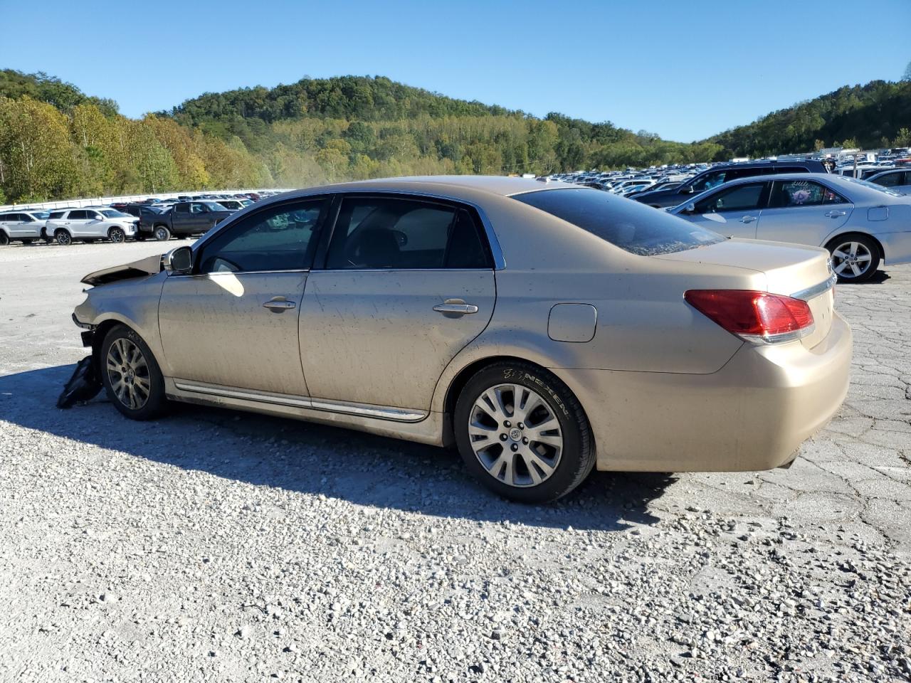 TOYOTA AVALON BASE
