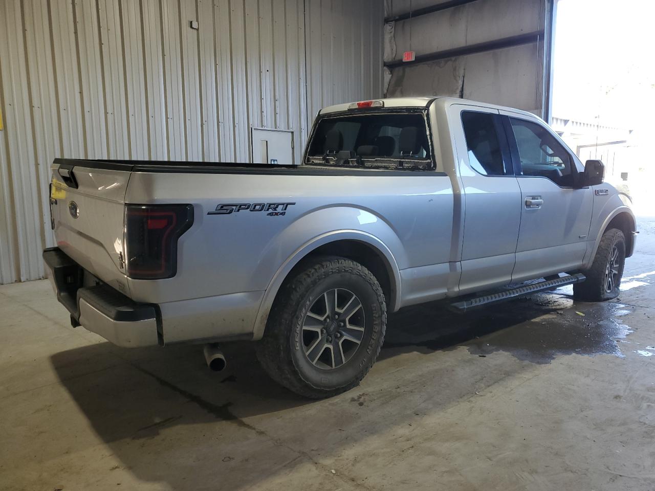 FORD F-150 SUPER CAB