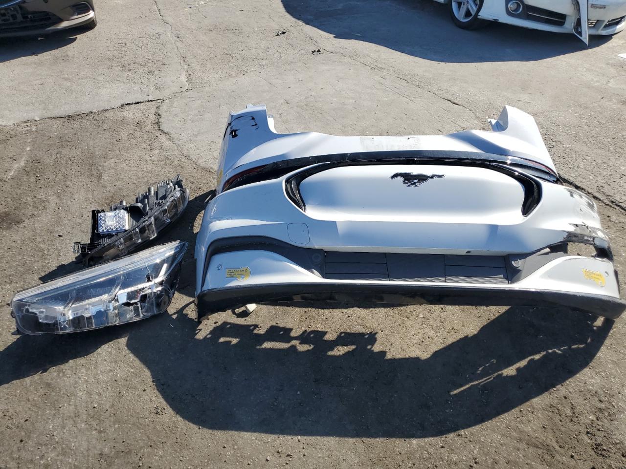 FORD MUSTANG PREMIUM