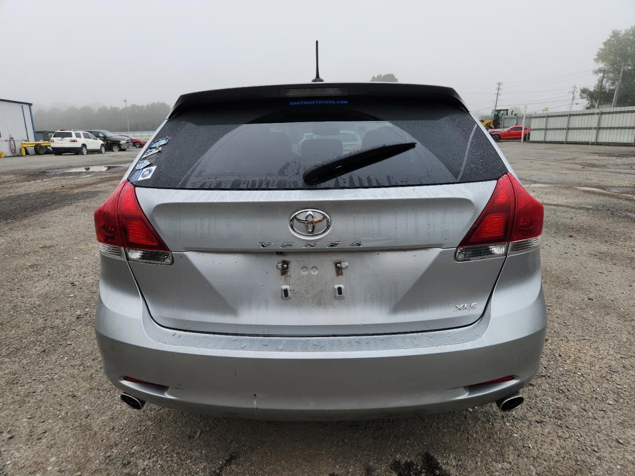 TOYOTA VENZA LE