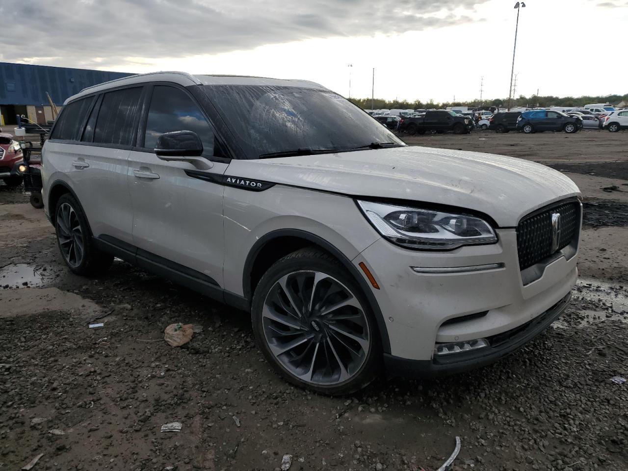 LINCOLN AVIATOR RESERVE