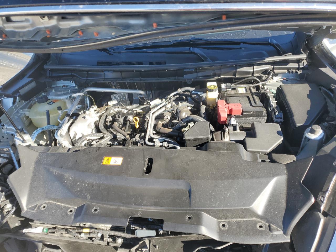 MITSUBISHI OUTLANDER SE