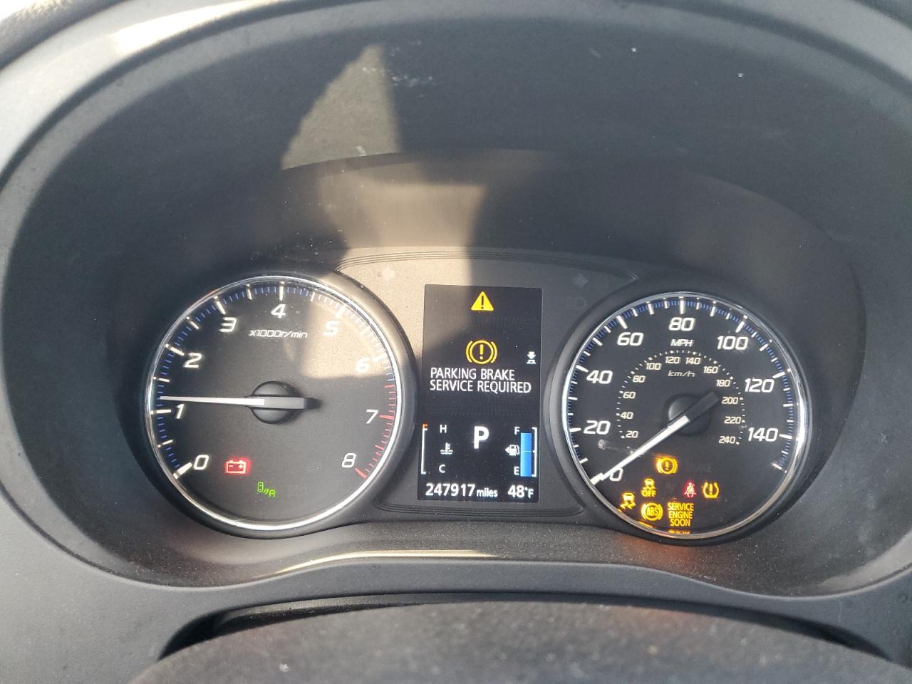 MITSUBISHI OUTLANDER SE