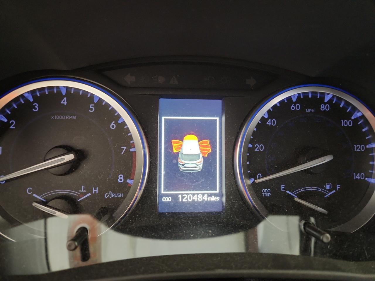 TOYOTA HIGHLANDER SE