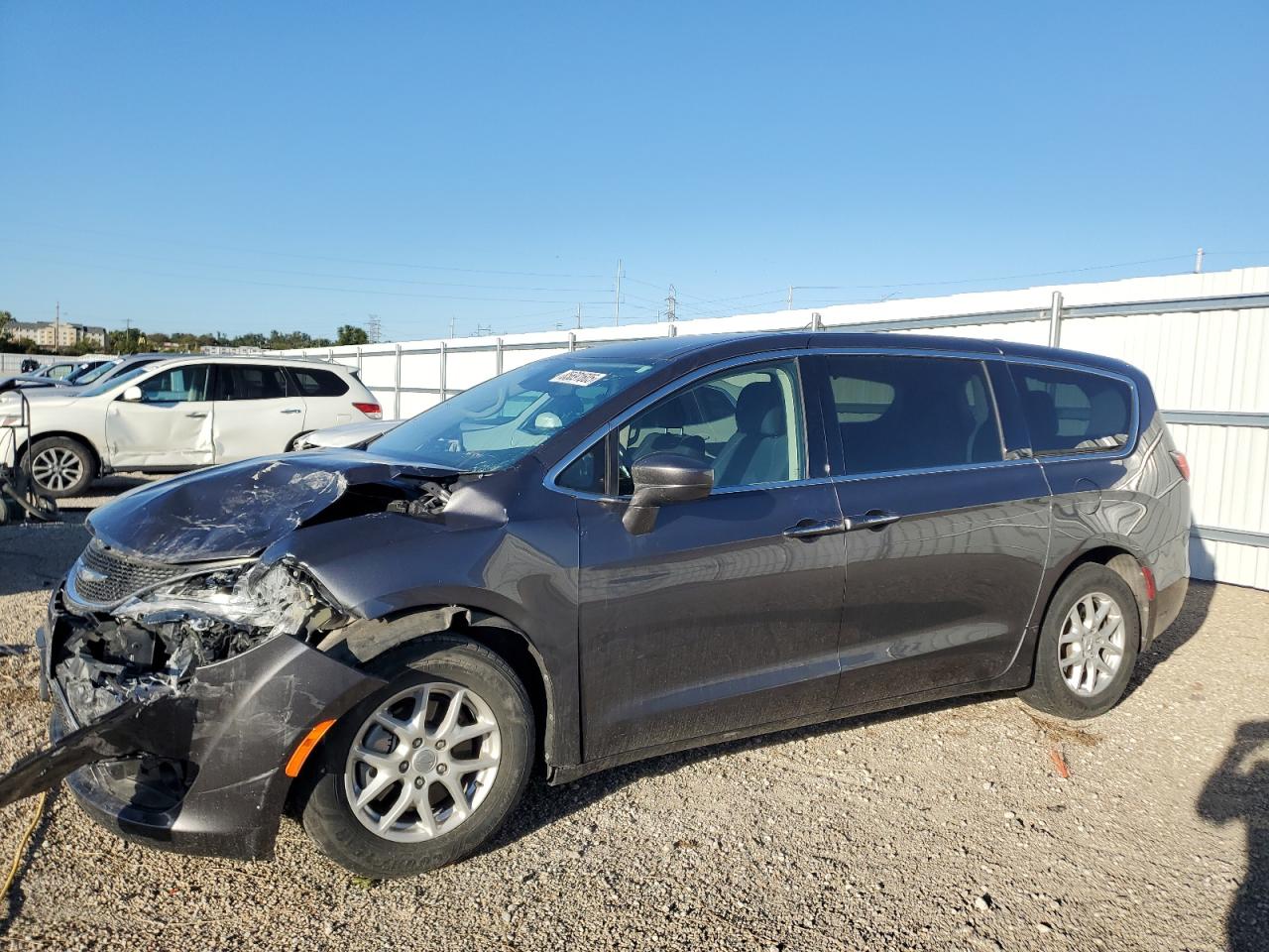 CHRYSLER PACIFICA TOURING