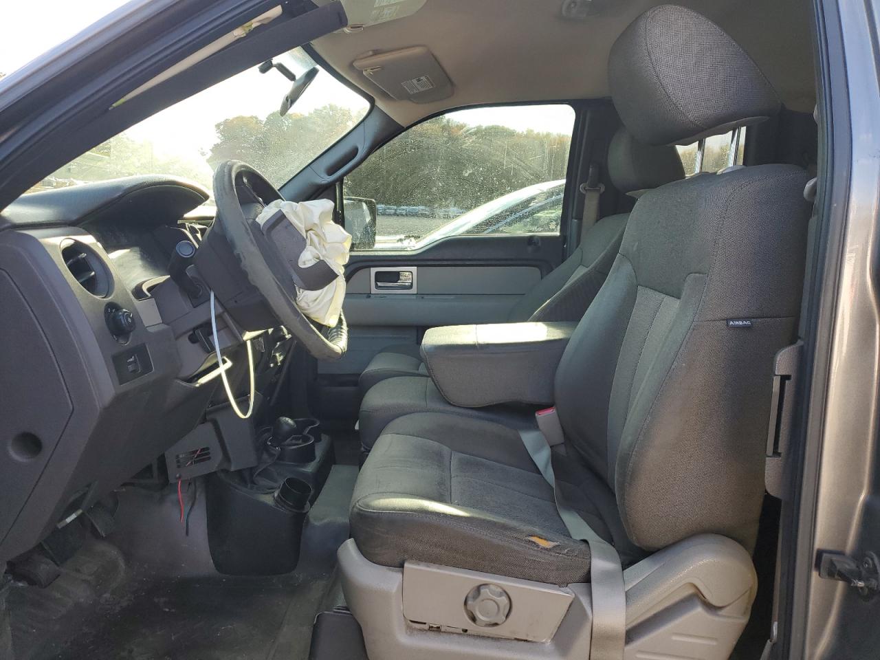 FORD F-150 SUPER CAB