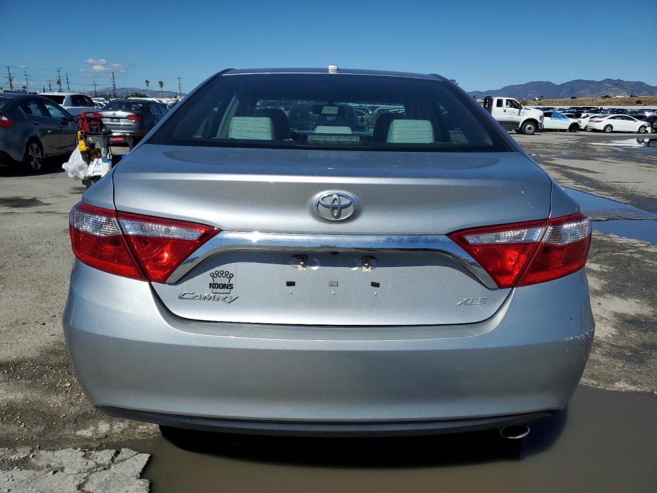 TOYOTA CAMRY LE