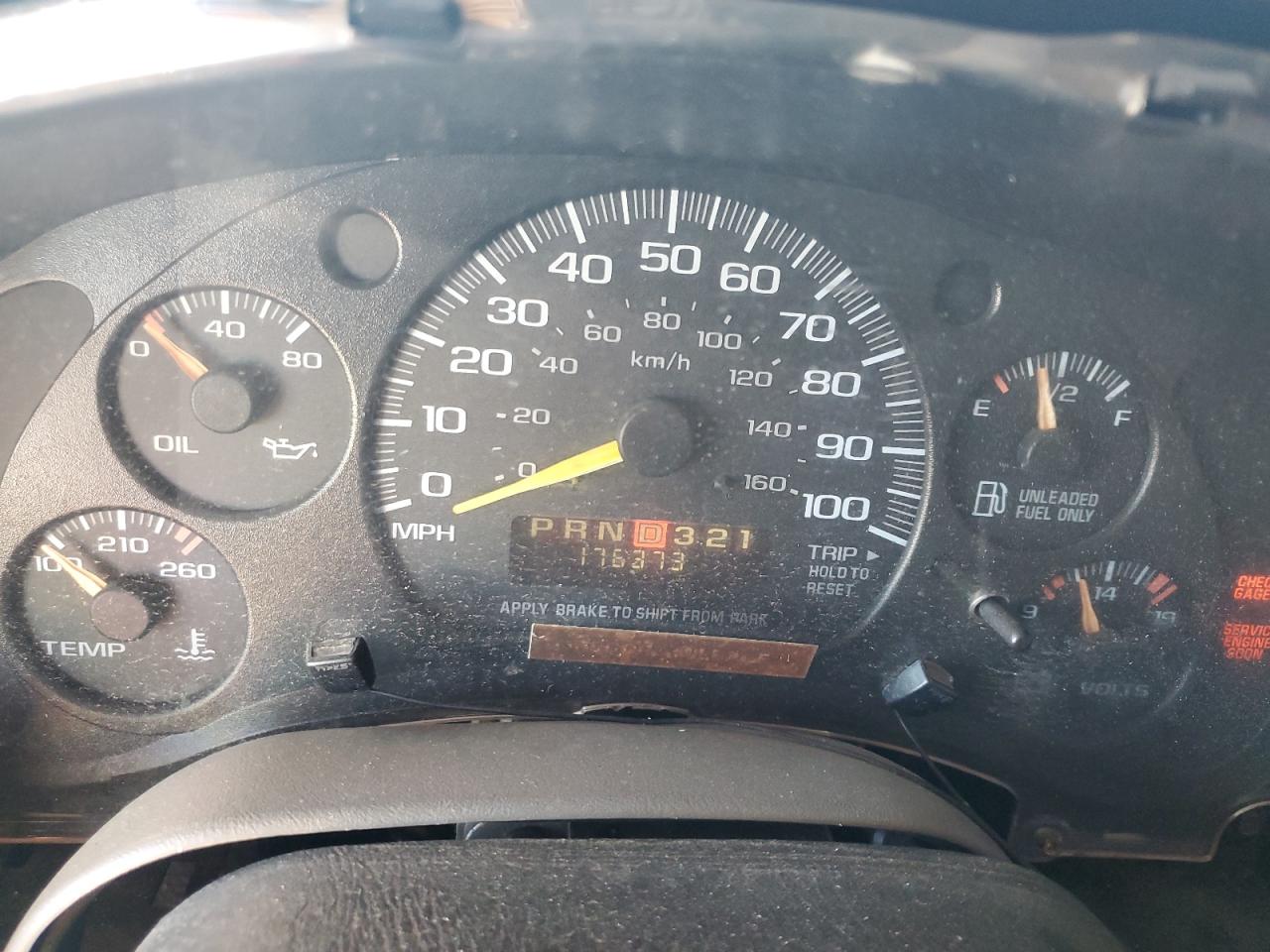 Lot #3310776960 1999 CHEVROLET ASTRO