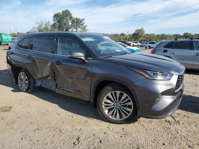 2025 TOYOTA HIGHLANDER HYBRID LIMITED - 5TDEBRCH9SS667851