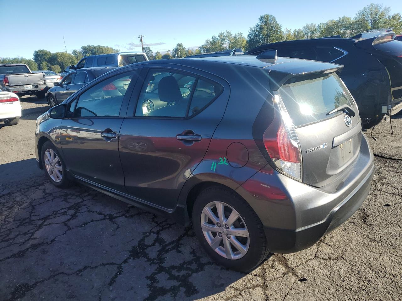 TOYOTA PRIUS C