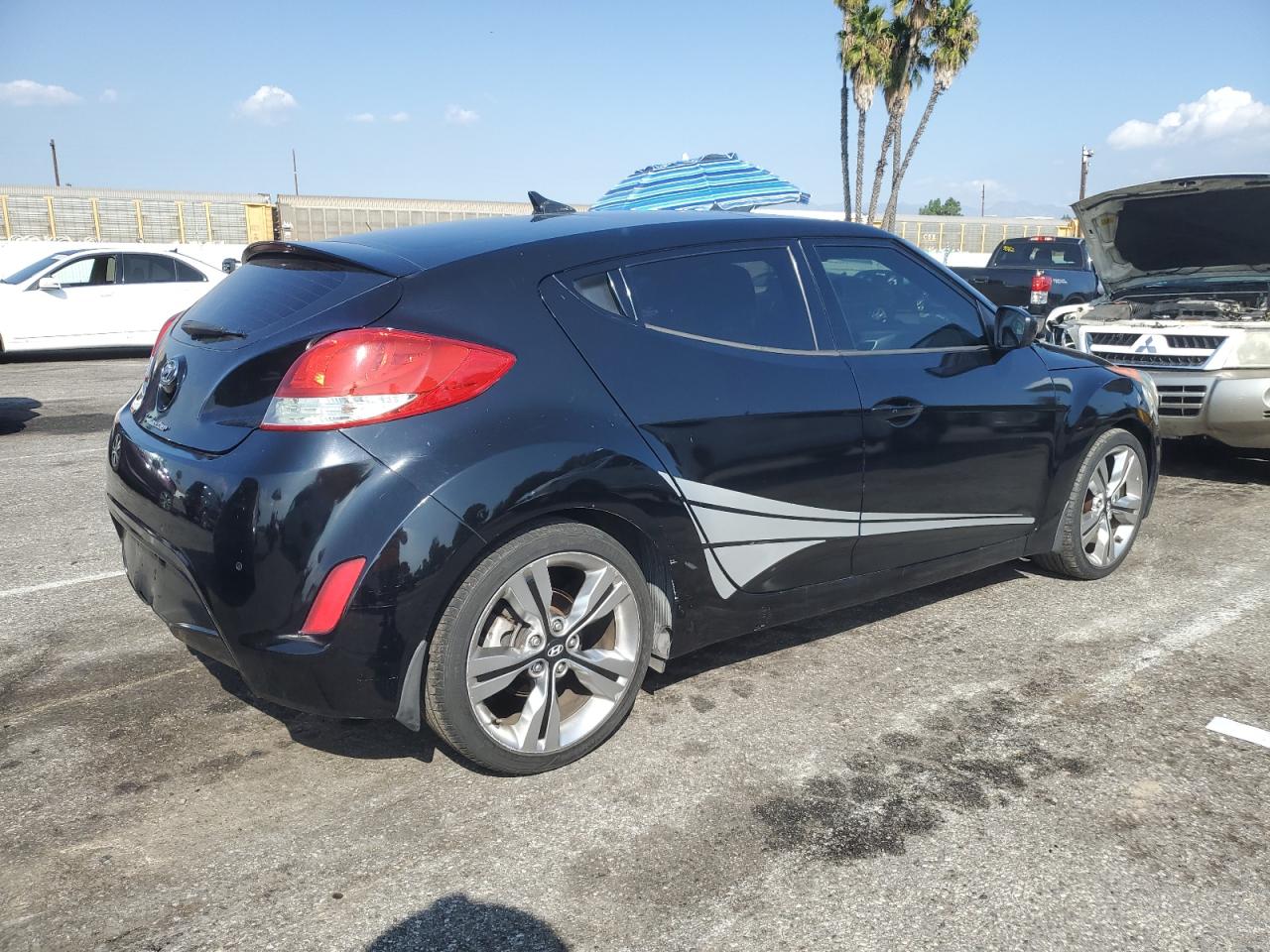 HYUNDAI VELOSTER