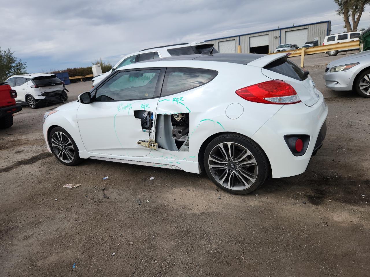 HYUNDAI VELOSTER TURBO