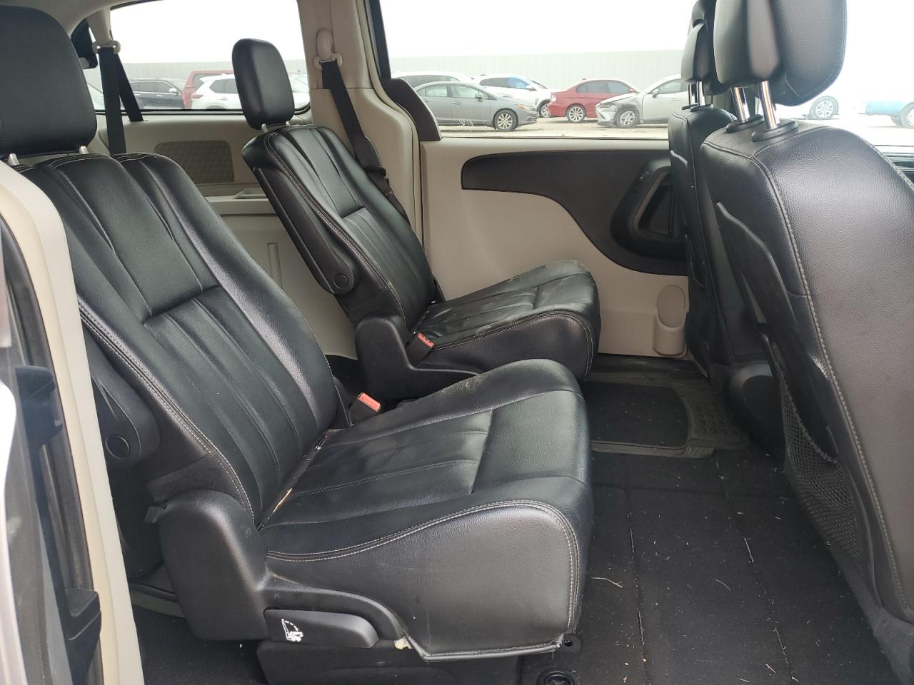 CHRYSLER TOWN & COUNTRY TOURING