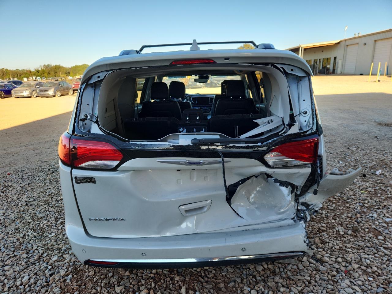 CHRYSLER PACIFICA TOURING L PLUS