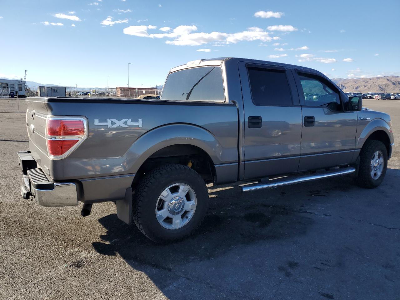 FORD F-150 SUPERCREW