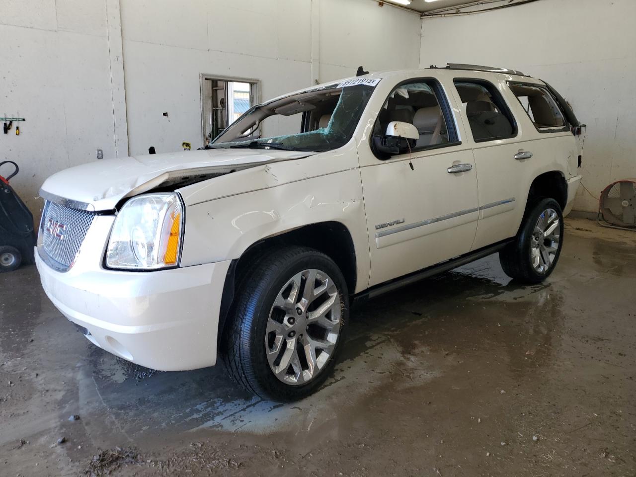 GMC YUKON DENALI