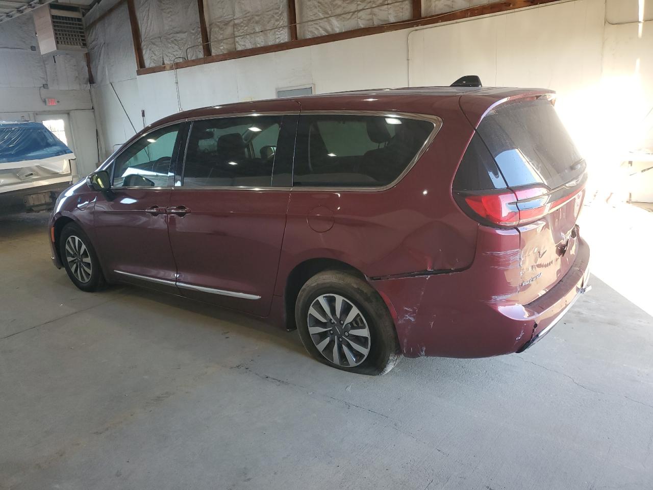 CHRYSLER PACIFICA HYBRID LIMITED