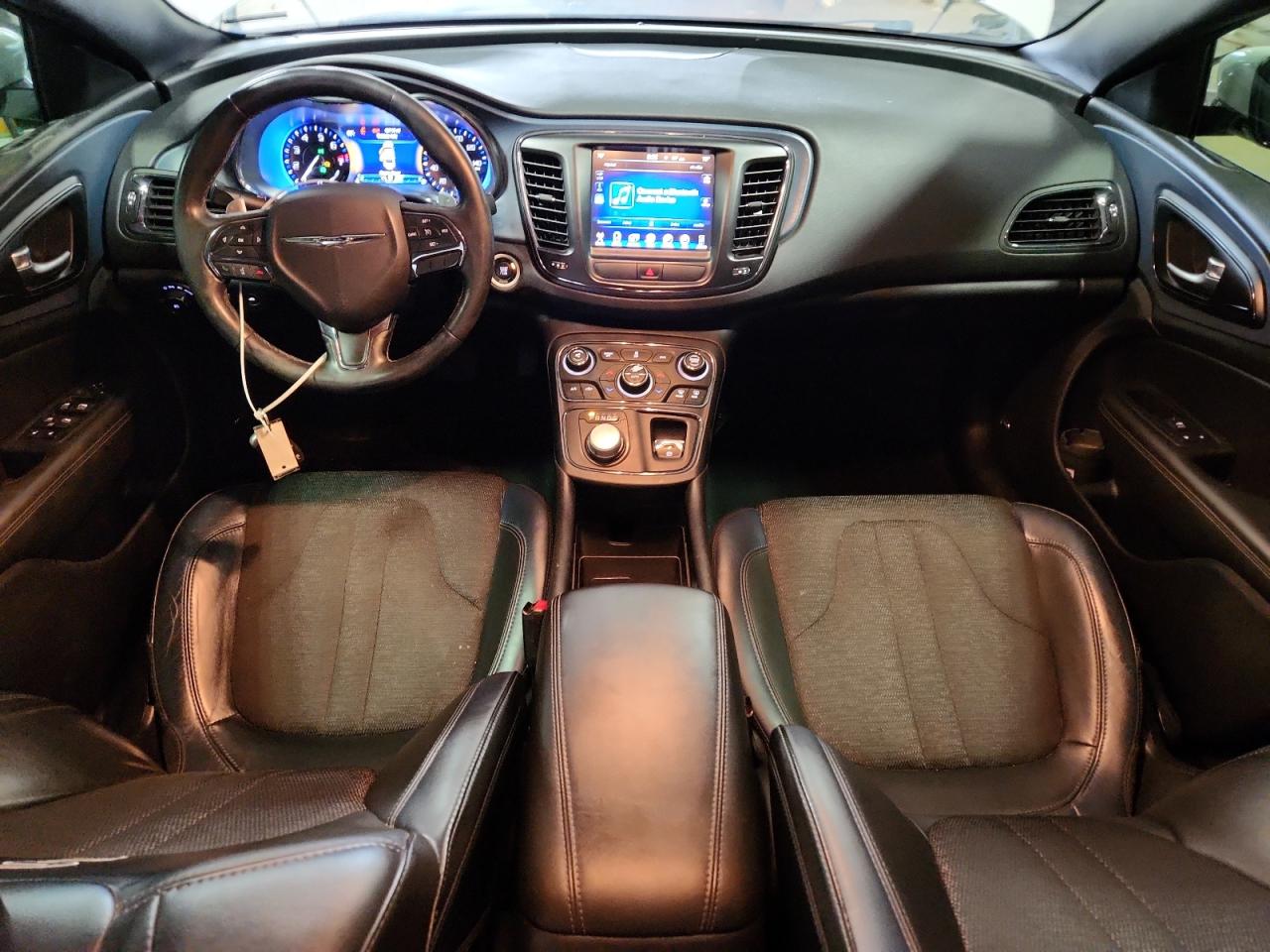 Lot #3309640053 2016 CHRYSLER 200 S