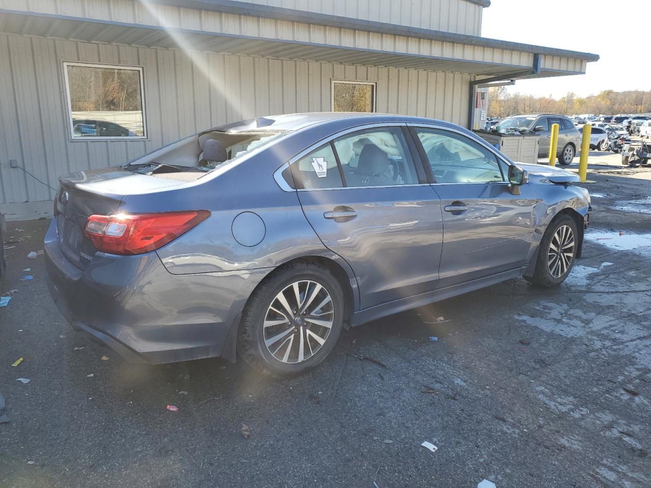 SUBARU LEGACY 2.5I PREMIUM