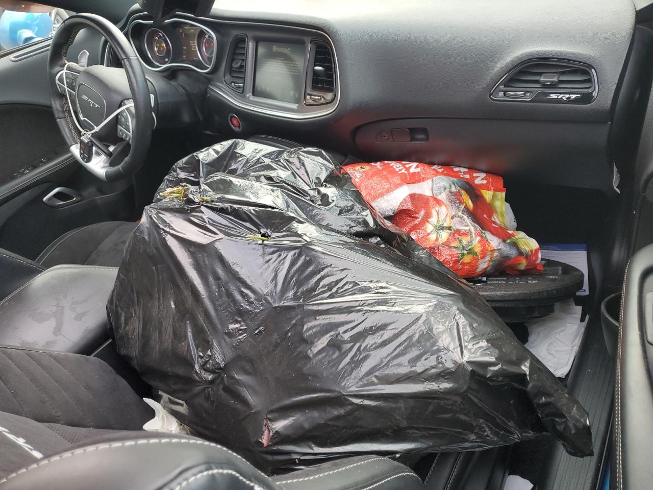 DODGE CHALLENGER SRT 392