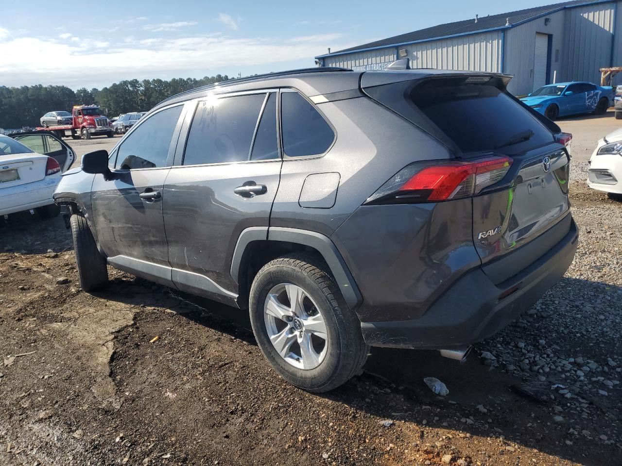 TOYOTA RAV4 XLE