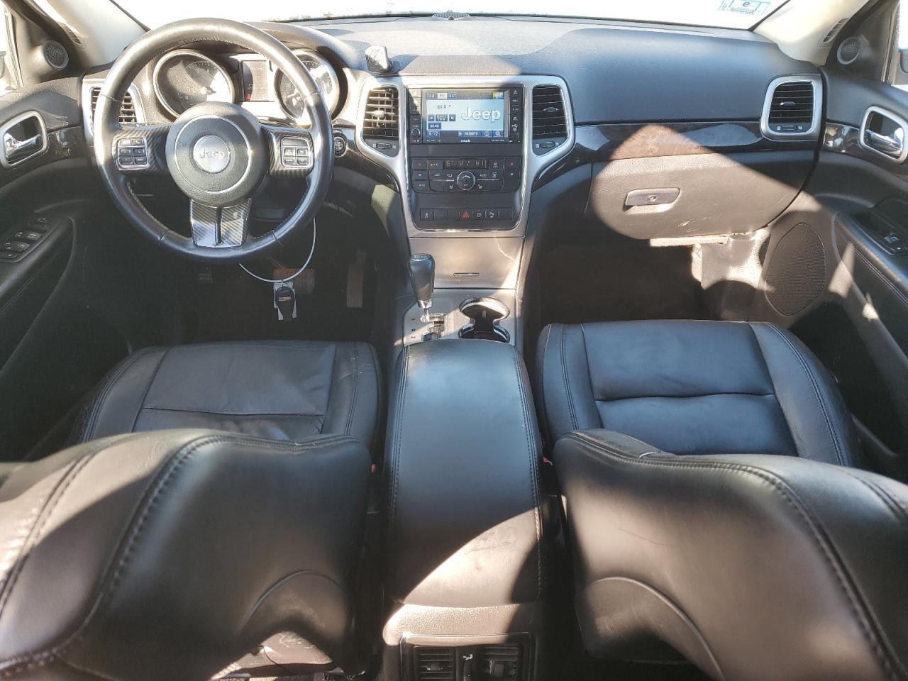 JEEP GRAND CHEROKEE LAREDO