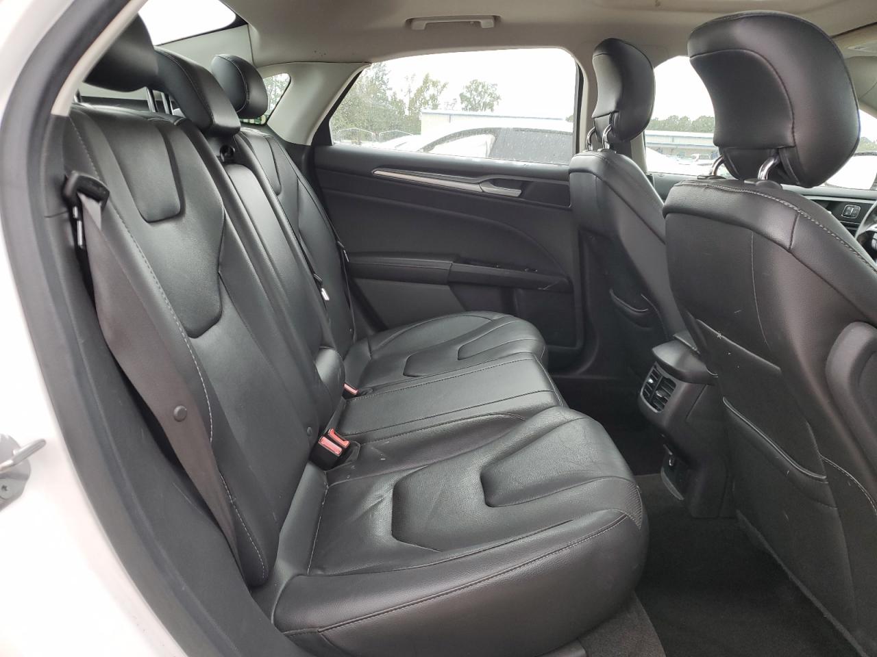 FORD FUSION TITANIUM