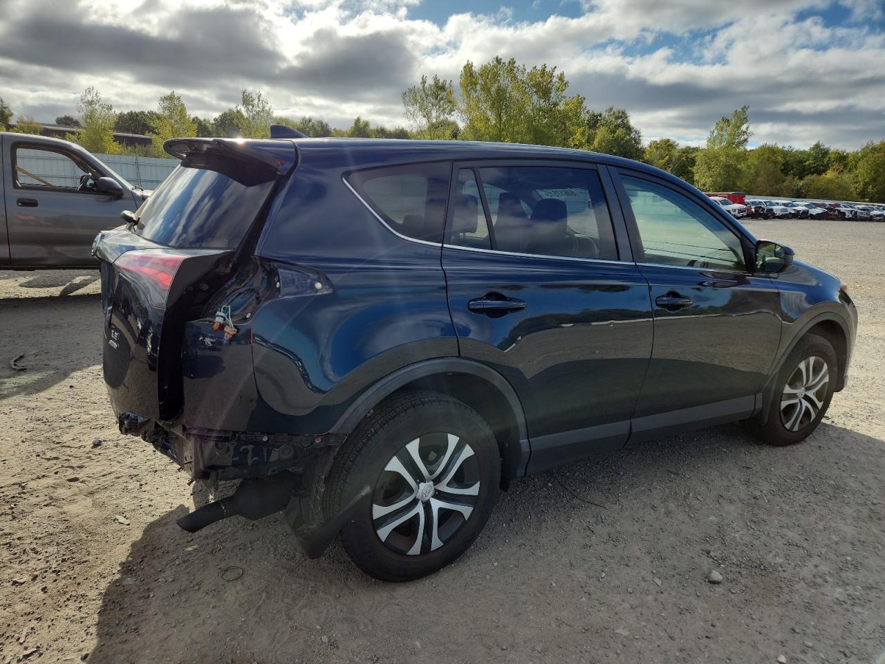 Lot #3305426459 2018 TOYOTA RAV4 LE