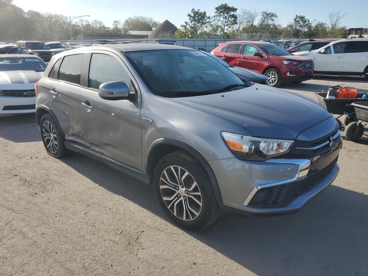 MITSUBISHI OUTLANDER ES