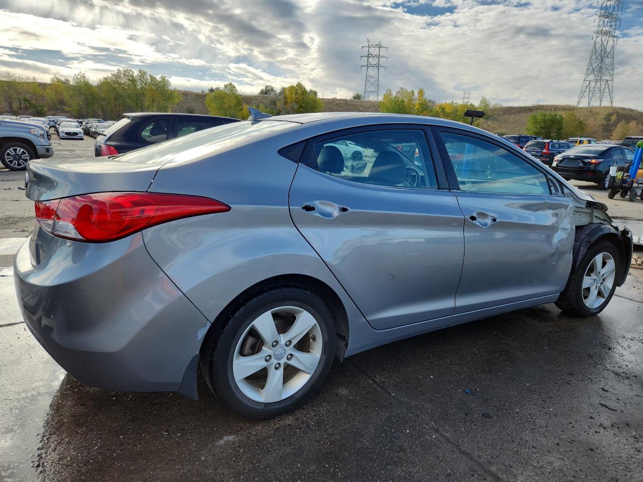 HYUNDAI ELANTRA GLS