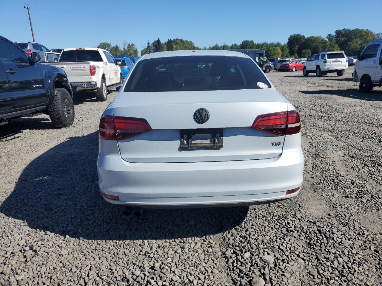 VOLKSWAGEN JETTA S