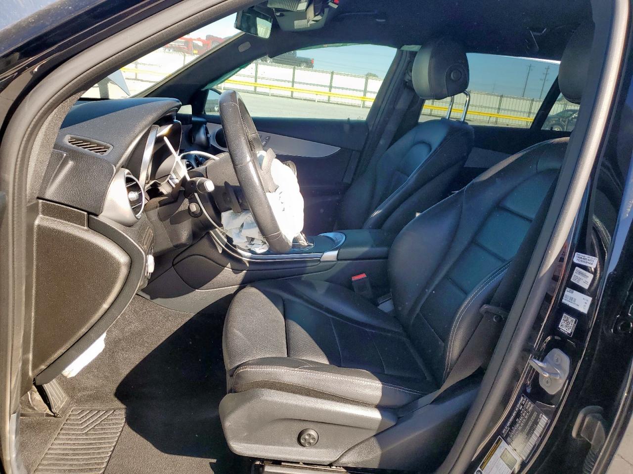 MERCEDES-BENZ GLC-CLASS 300